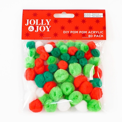 DIY handmade pompoms for Christmas